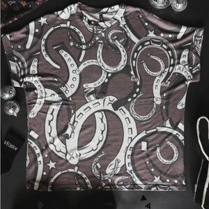 Graphic Horseshoe Short Sleeve Tee - Brown/White